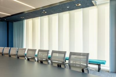 Systèmes stores enrouleurs, SG 4960, Versascreen 1-10%, Virgin Money, Glasgow, Scotland, United Kingdom