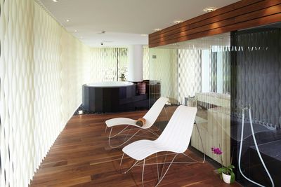 Sistemas de bandas verticales, SG 2810, Multi Visio, Room shot "Private Residence", Switzerland, Vertical Waves
