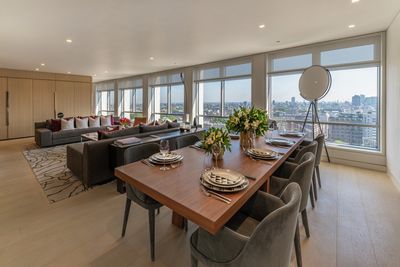 Sistemas de enrollables, SG 4960, Multiscreen 1-10%, Centre Point, London, United Kingdom, Recess