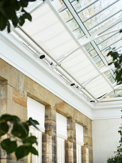 Systèmes Skylight, SG 8600, Versascreen 1-10%, The Camellia House, Wentworth, South Yorkshire, United Kingdom
