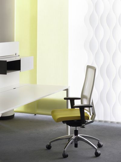 Sistemas de bandas verticales, SG 2810, Multi Visio, Room shot "Kranhaus", Cologne, Germany, Vertical Waves