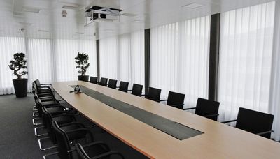 Sistemas de rieles, SG 6010, Colorama 2, Room shot "Liebherr", Nussbaumen, Switzerland, Wave