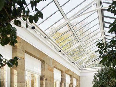 Systèmes Skylight, SG 8600, Versascreen 1-10%, The Camellia House, Wentworth, South Yorkshire, United Kingdom
