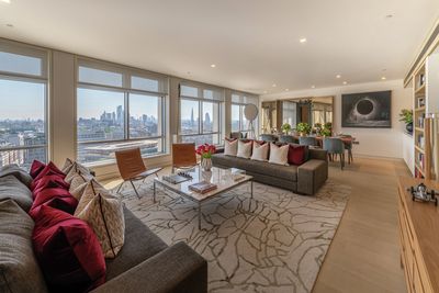 Sistemas de enrollables, SG 4960, Multiscreen 1-10%, Centre Point, London, United Kingdom, Recess