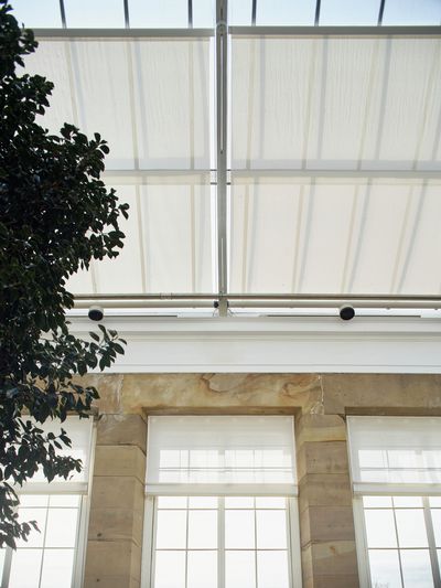 Systèmes Skylight, SG 8600, Versascreen 1-10%, The Camellia House, Wentworth, South Yorkshire, United Kingdom