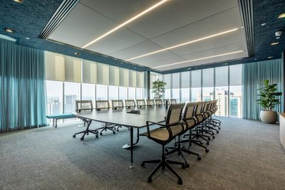 Systèmes stores enrouleurs, SG 4960, Versascreen 1-10%, Virgin Money, Glasgow, Scotland, United Kingdom