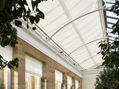 Systèmes Skylight, SG 8600, Versascreen 1-10%, The Camellia House, Wentworth, South Yorkshire, United Kingdom